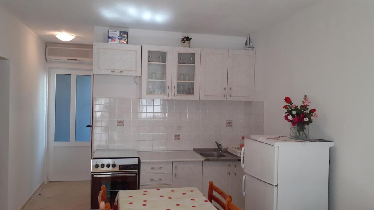 Apartments Slavica Bol Exterior photo