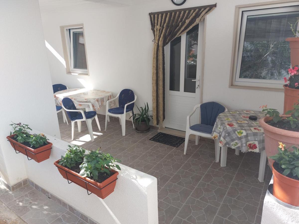 Apartments Slavica Bol Exterior photo